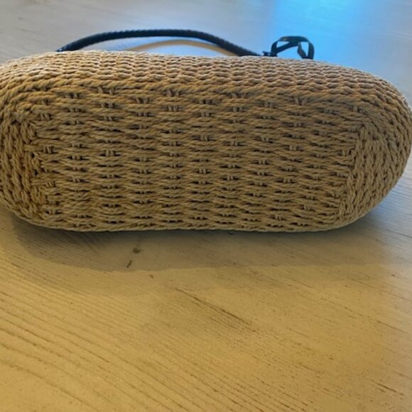 Brighten Straw Purse - Picture 3 of 9